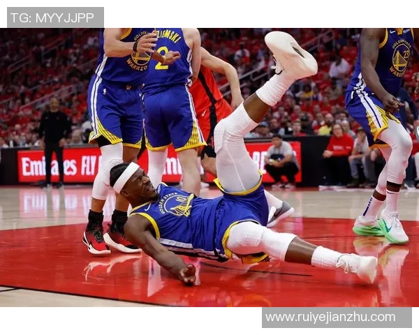 两层冲击！勇士不敌残阵火箭 库里大腿受伤离场